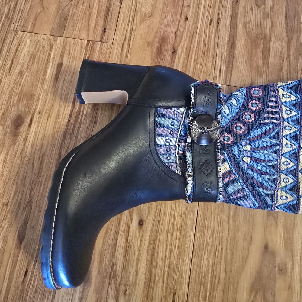 Spring Step L'Artiste Multicolor Tapestry Boot - Picture 8 of 11